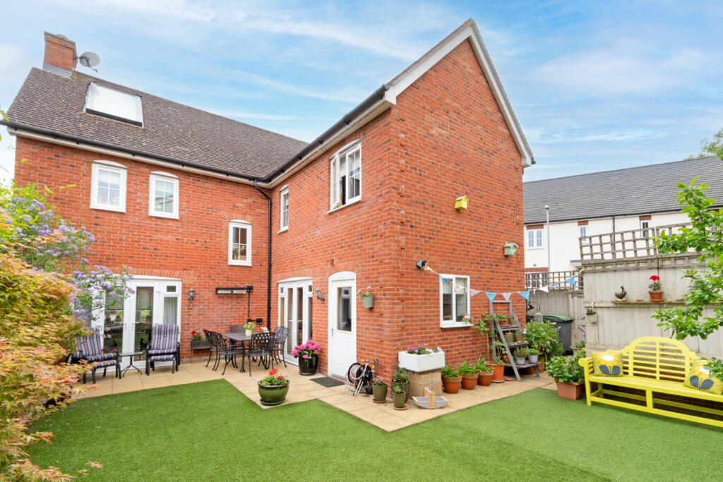 Main image of property: Barley Lane, Dunmow, Essex, CM6