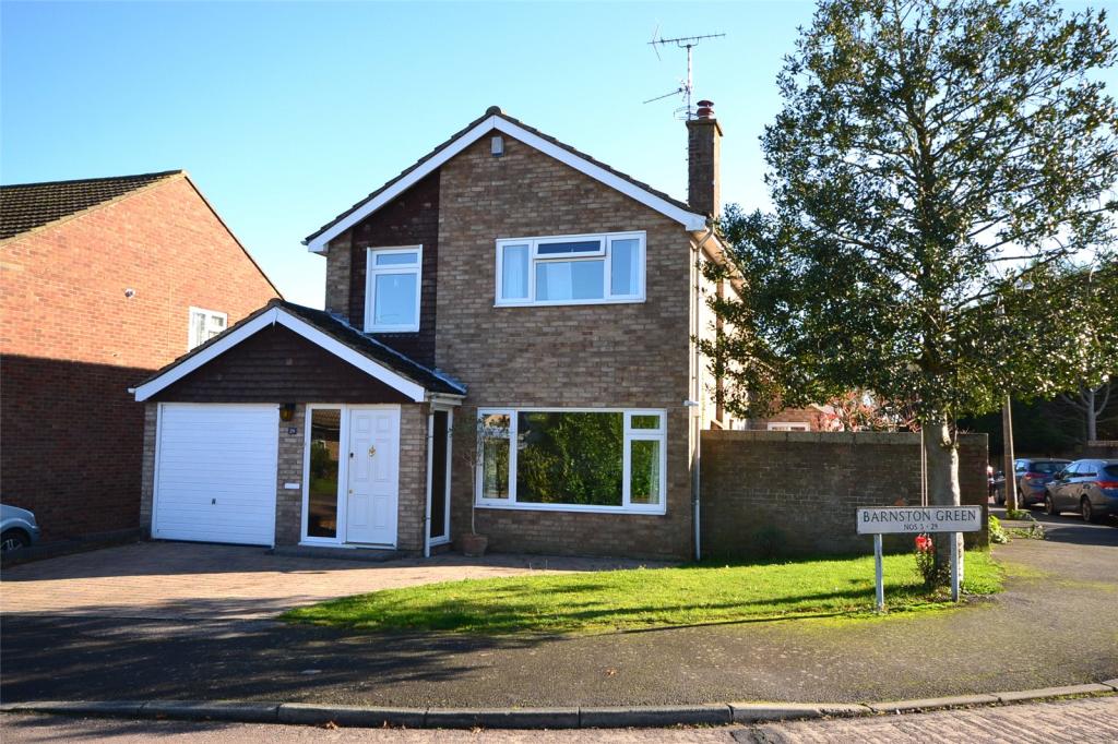 3 bedroom detached house for sale in Barnston Green, Barnston, Dunmow, CM6