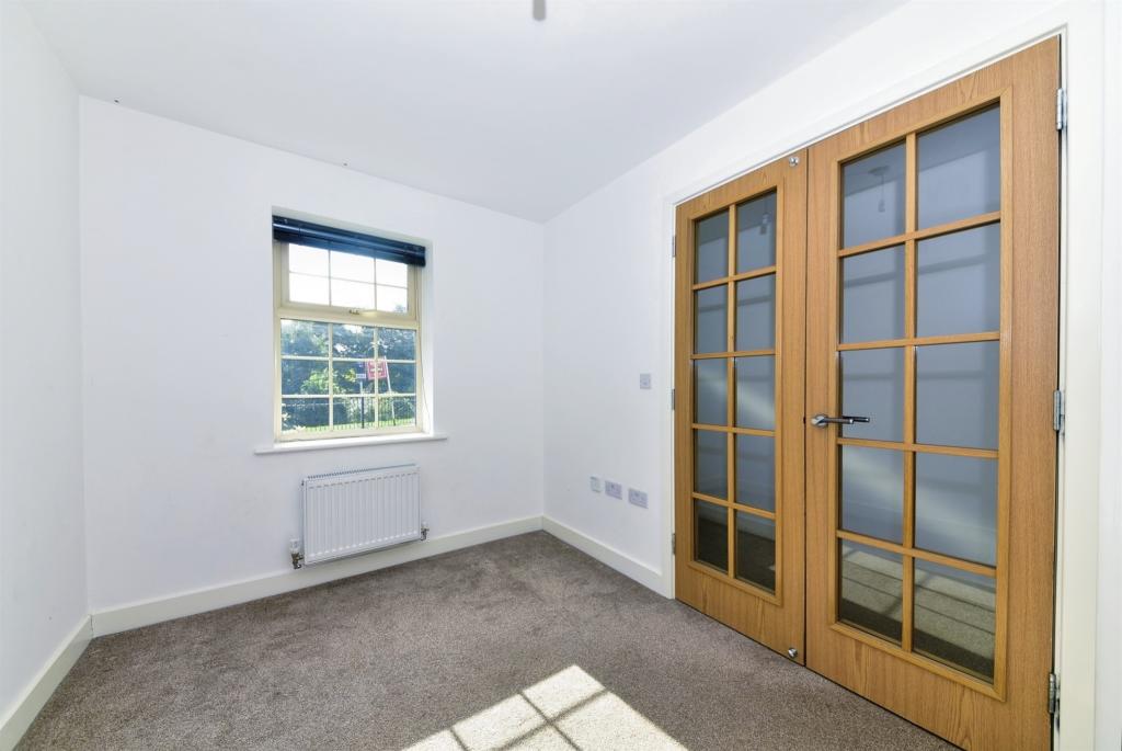 4 bedroom detached house for sale in Diamond Drive, Corby, NN17