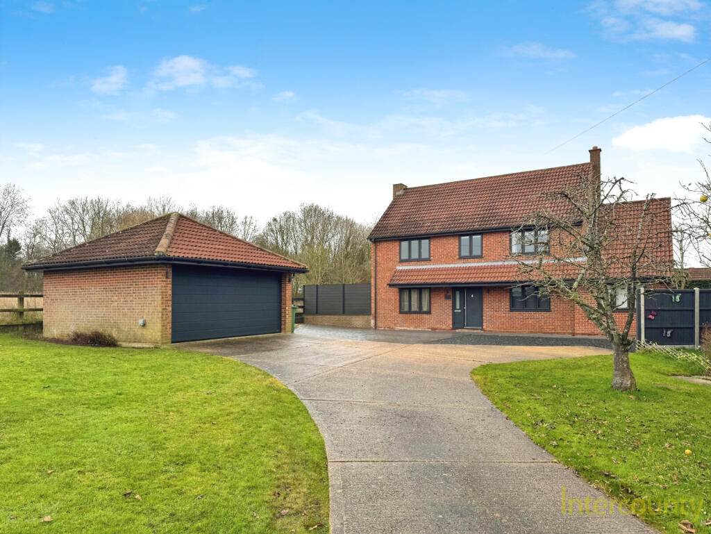 Main image of property: Woolnough Close, Steeple Bumpstead, Haverhill, Essex, CB9
