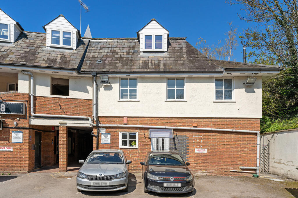 2 bedroom apartment for sale in Lower Street, Stansted, Essex, CM24