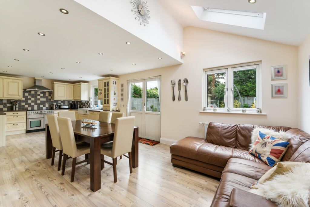 Additional property image - Bullocks Lane, Hope End Green, Great Canfield, Takeley, Essex, CM22