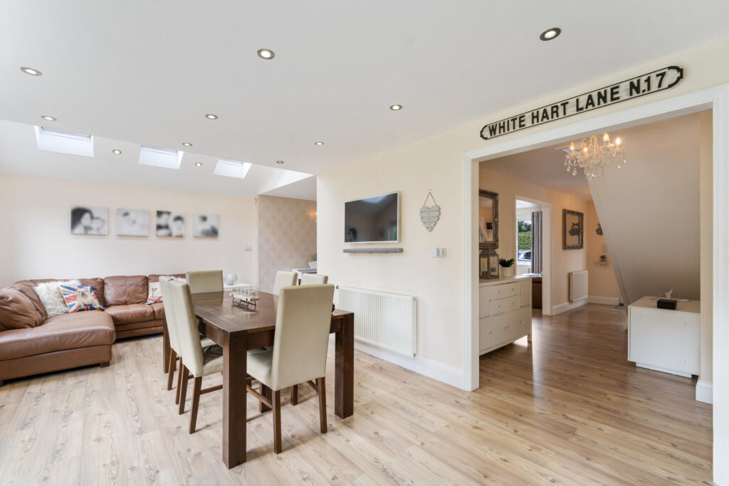 Additional property image - Bullocks Lane, Hope End Green, Great Canfield, Takeley, Essex, CM22