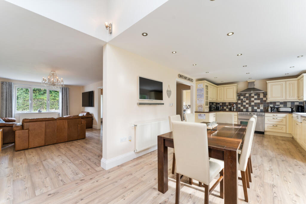 Additional property image - Bullocks Lane, Hope End Green, Great Canfield, Takeley, Essex, CM22
