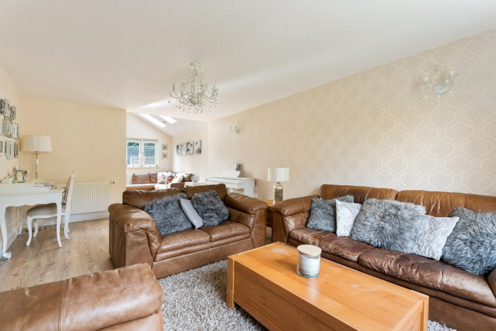 Additional property image - Bullocks Lane, Hope End Green, Great Canfield, Takeley, Essex, CM22