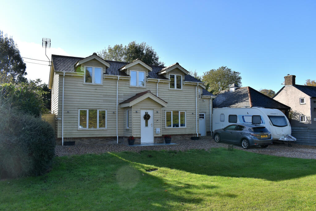 Additional property image - Bullocks Lane, Hope End Green, Great Canfield, Takeley, Essex, CM22