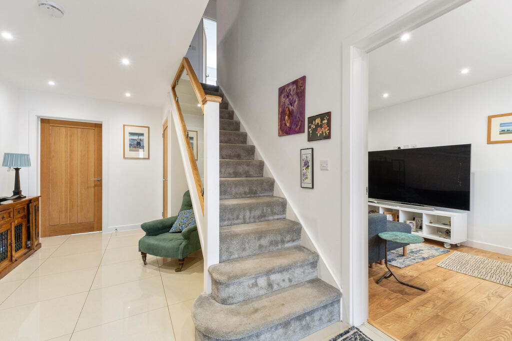 Additional property image - St. Johns Crescent, Stansted, CM24
