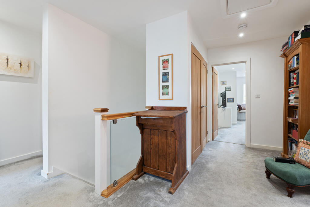 Additional property image - St. Johns Crescent, Stansted, CM24