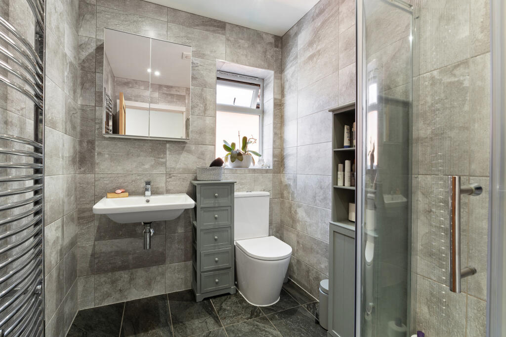 Additional property image - St. Johns Crescent, Stansted, CM24