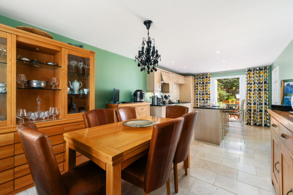 Additional property image - Walson Way, Stansted, Essex, CM24