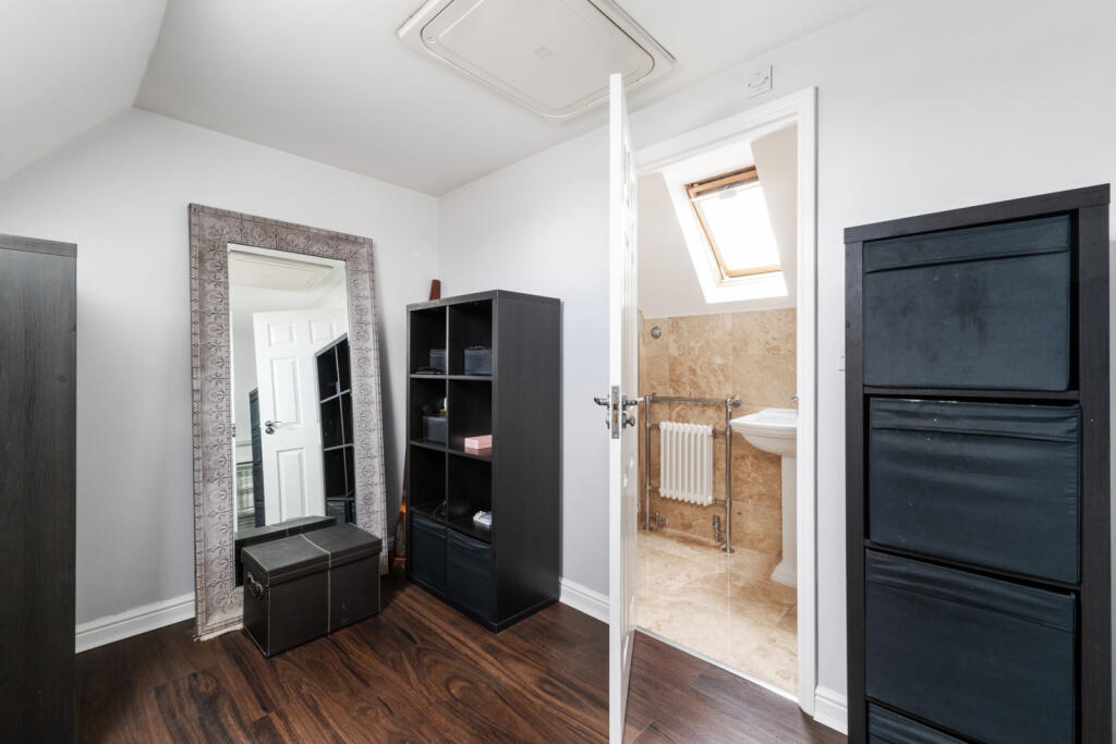 Additional property image - Walson Way, Stansted, Essex, CM24