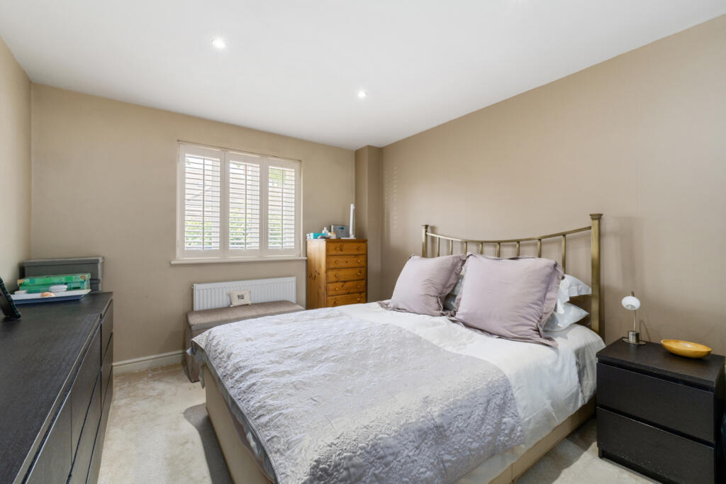 Additional property image - Walson Way, Stansted, Essex, CM24