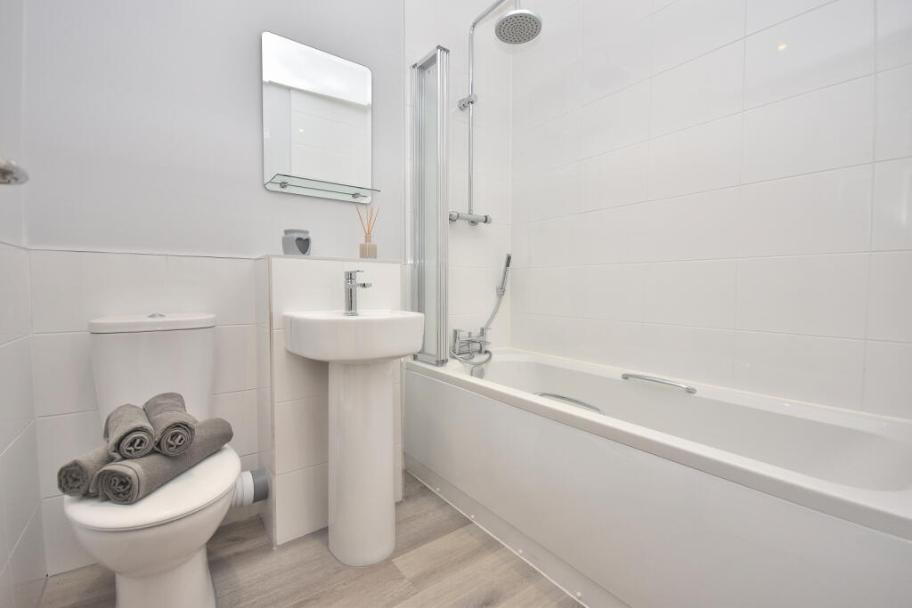 Additional property image - Fenman Court, Elsenham, Bishops Stortford, Hertfordshire, CM22