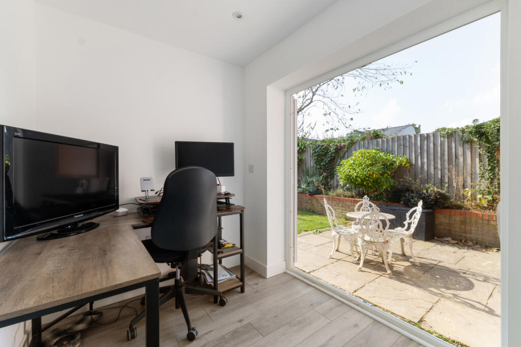 Additional property image - Sanders Close, Stansted, Essex, CM24