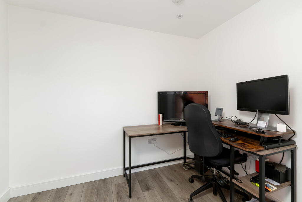 Additional property image - Sanders Close, Stansted, Essex, CM24