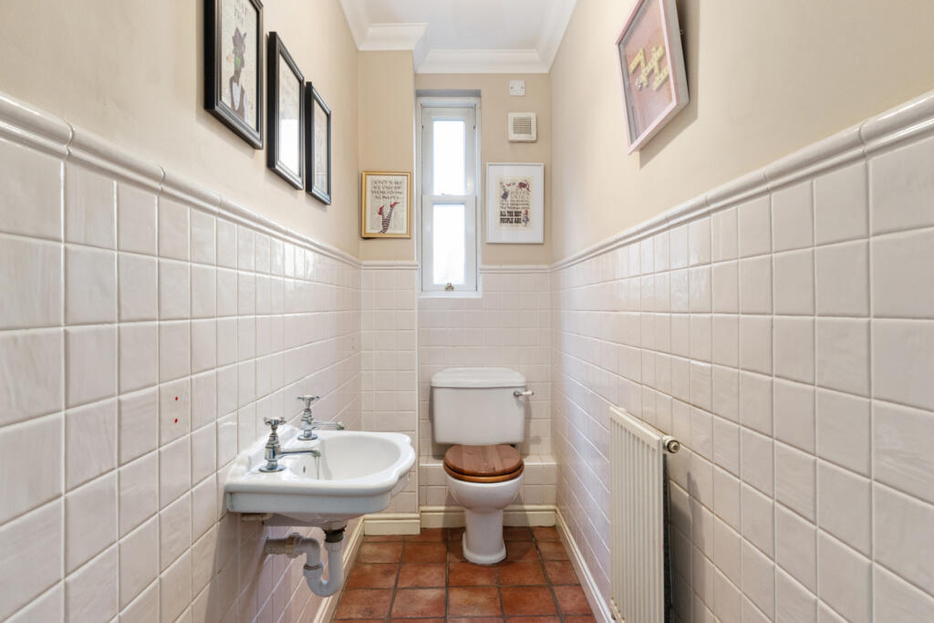 Additional property image - Sanders Close, Stansted, Essex, CM24