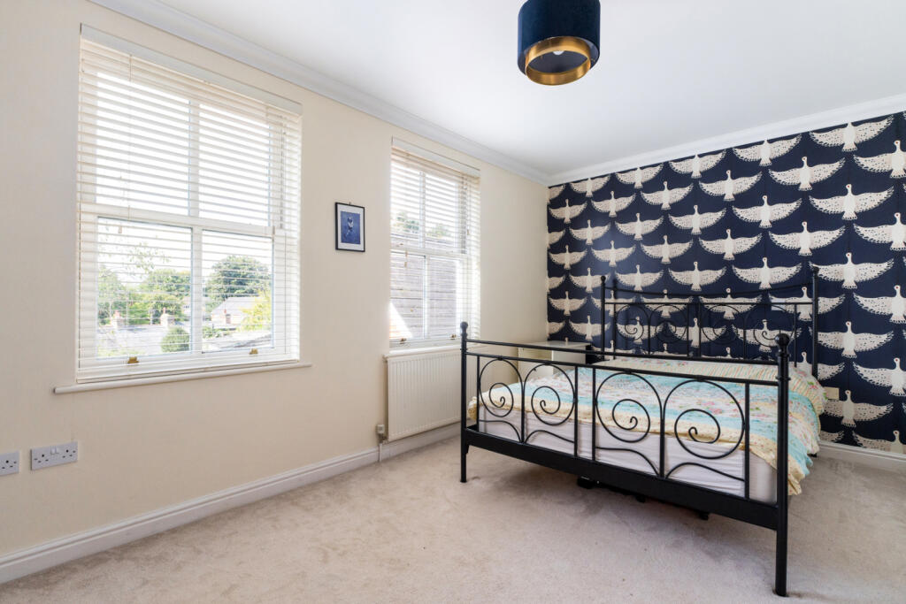 Additional property image - Sanders Close, Stansted, Essex, CM24