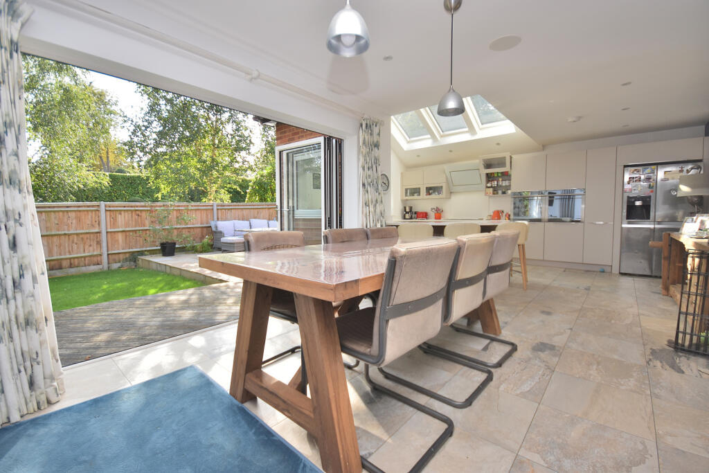 Additional property image - Meadowcroft, Stansted, Essex, CM24