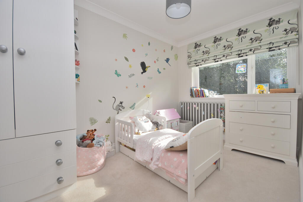 Additional property image - Meadowcroft, Stansted, Essex, CM24