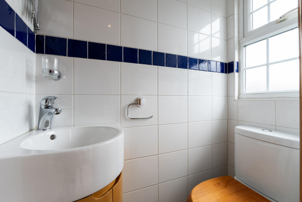 Additional property image - Stoney Common, Stansted, Essex, CM24