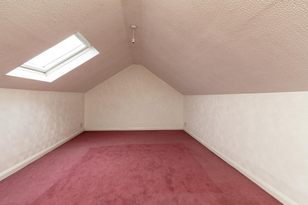 Additional property image - Coltsfield, Stansted, Essex, CM24