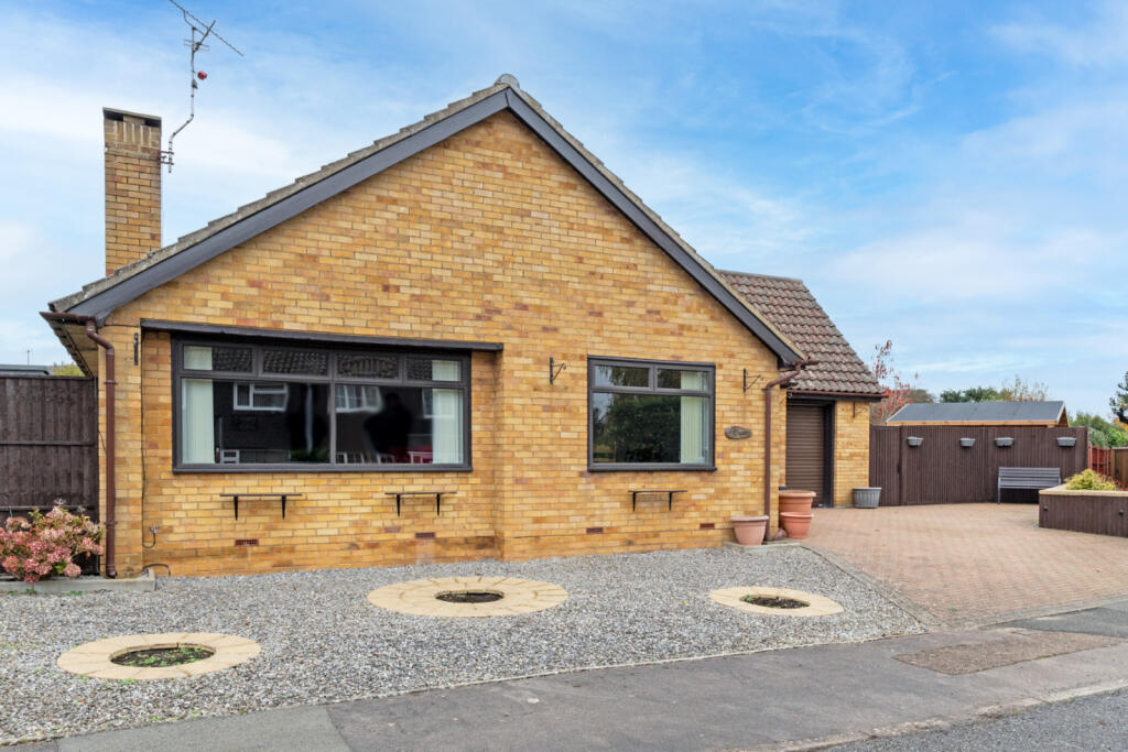 Additional property image - Coltsfield, Stansted, Essex, CM24