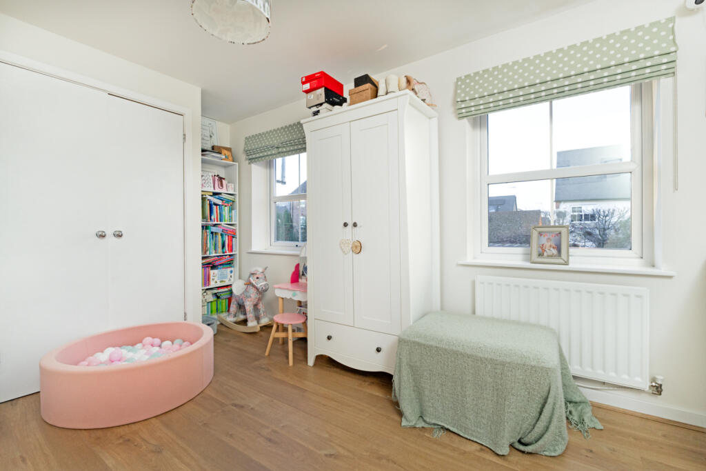 Additional property image - Felstead Crescent, Stansted, Essex, CM24
