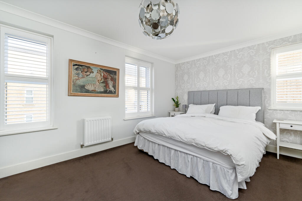 Additional property image - Banks Lane, Stansted, Essex, CM24