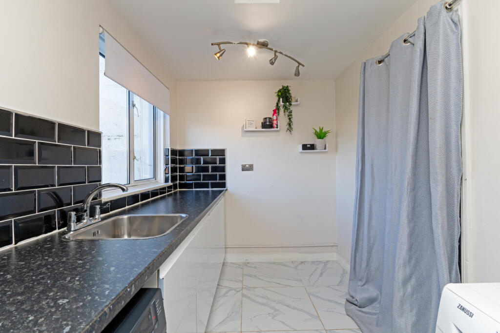 Additional property image - Mole Hill Green, Takeley, Bishop's Stortford, Essex, CM22