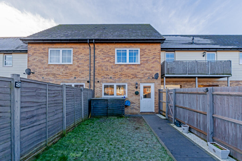 Additional property image - Isabel Drive, Elsenham, Bishop's Stortford, Essex, CM22