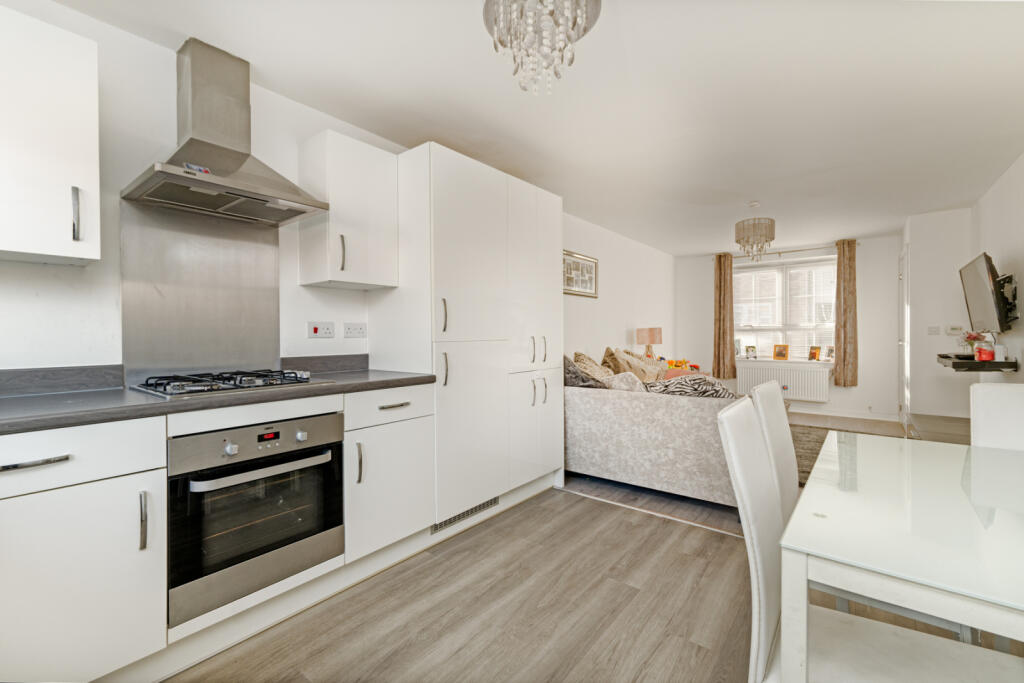 Additional property image - Isabel Drive, Elsenham, Bishop's Stortford, Essex, CM22