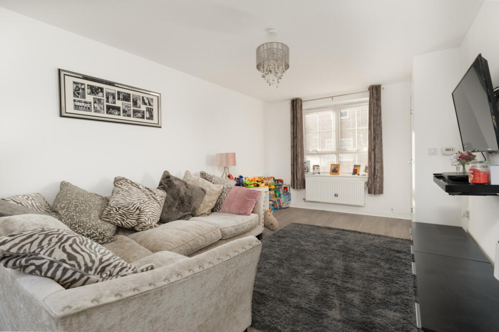 Additional property image - Isabel Drive, Elsenham, Bishop's Stortford, Essex, CM22