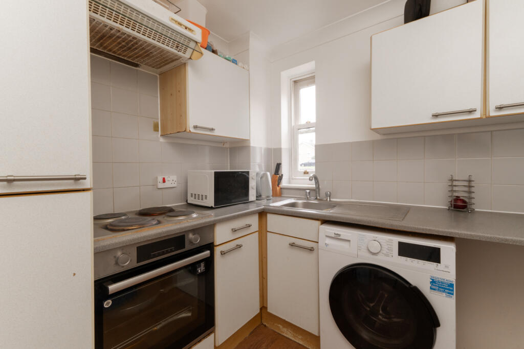 Additional property image - Bentfield Road, Stansted, Essex, CM24