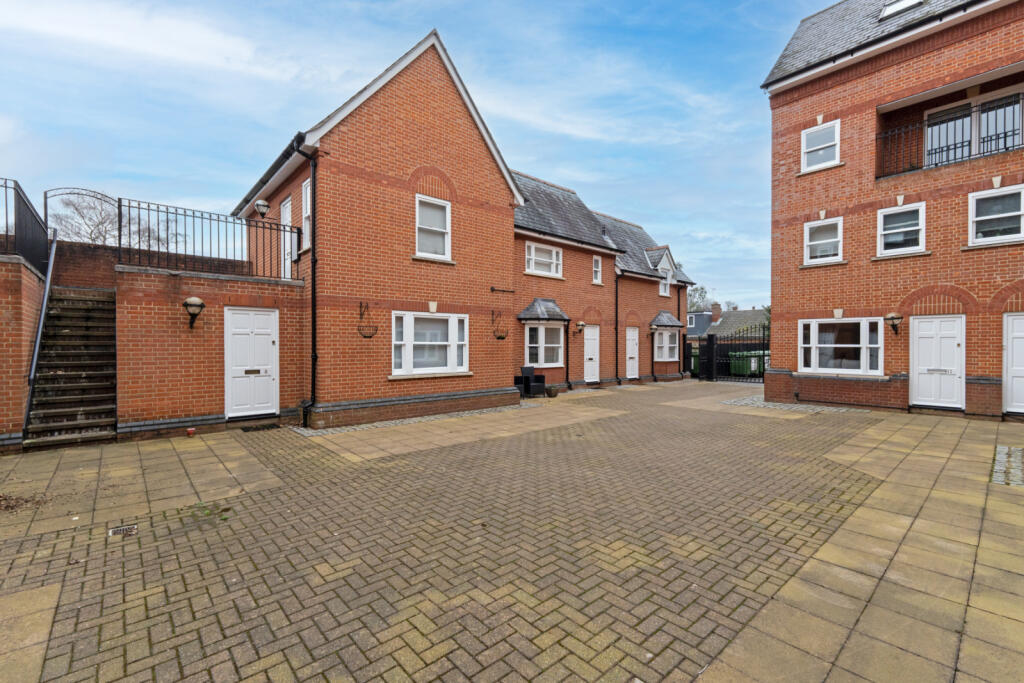 Additional property image - Bentfield Road, Stansted, Essex, CM24