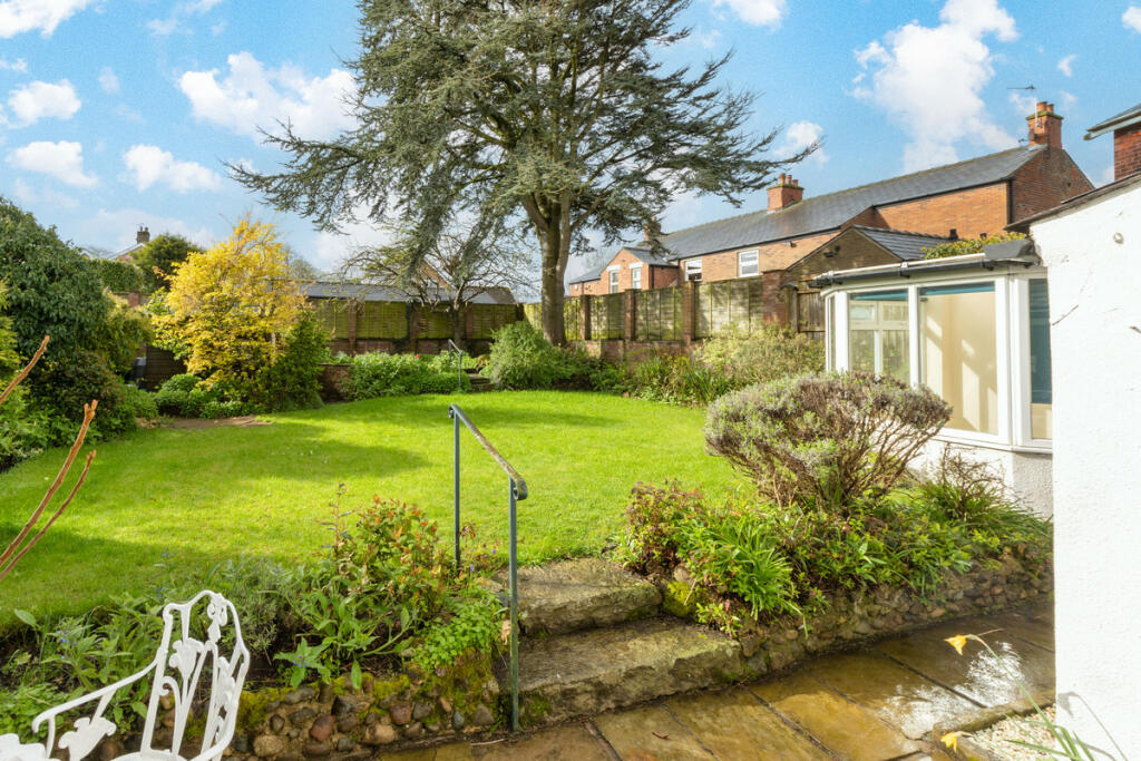 2 bedroom detached house for sale in Bryning Lane, Preston, PR4