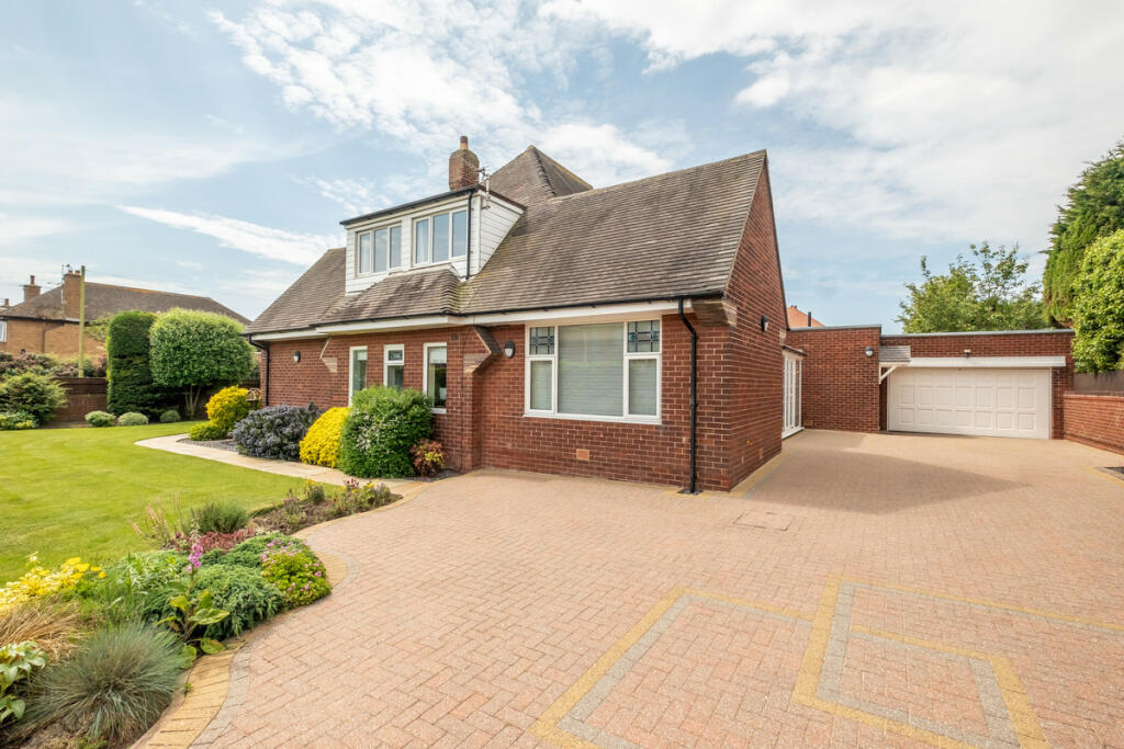 Main image of property: King Edward Avenue, Lytham St. Annes, FY8