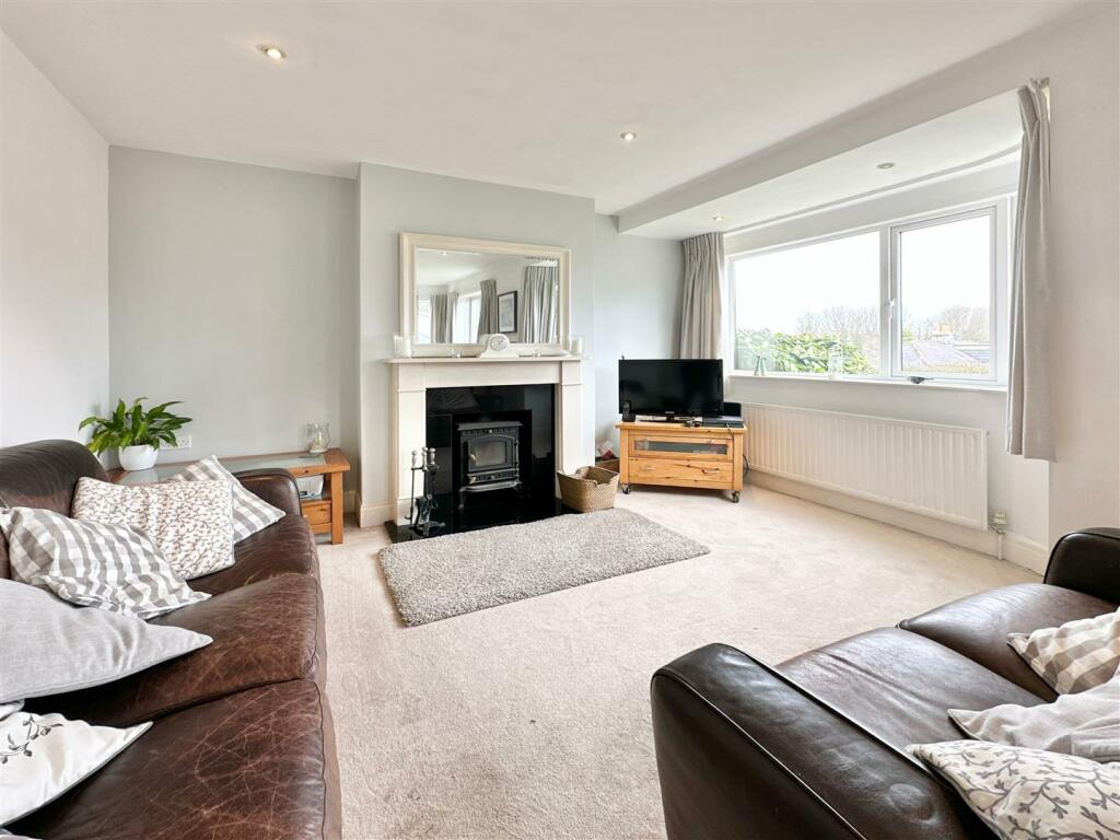 3 bedroom semidetached house for sale in Cudhill Road, Brixham, TQ5