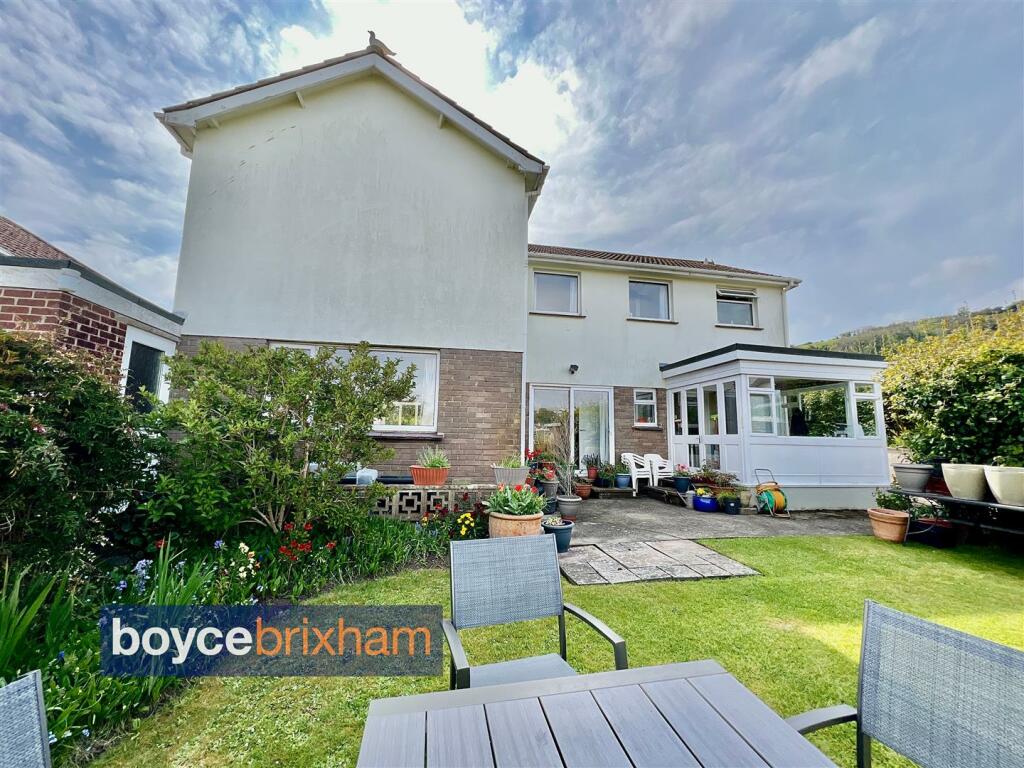 5 bedroom detached house for sale in Nut Tree Orchard, Brixham, TQ5
