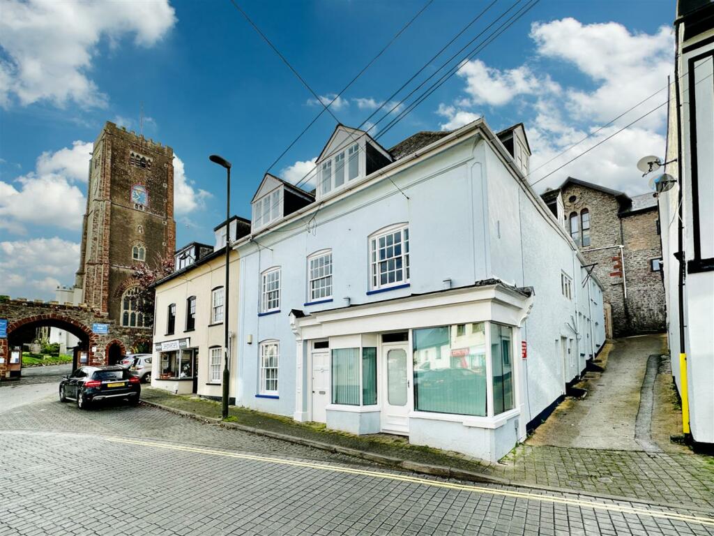 2 bedroom ground floor flat for sale in Drew Street, Brixham, TQ5