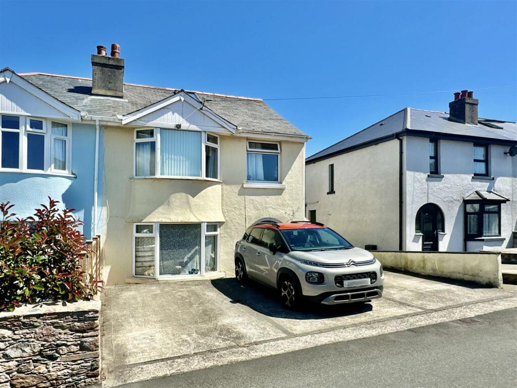 3 bedroom semidetached house for sale in Penn Lane, Brixham, TQ5