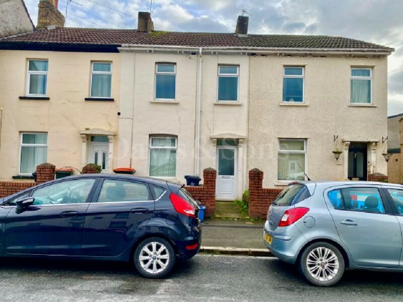 2 bedroom terraced house for sale in Albert Avenue, Newport. NP19 8FF, NP19