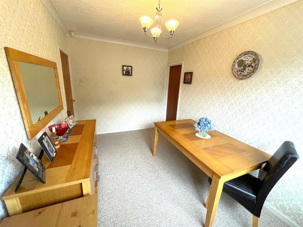 Additional property image - Beehive Green, Westhoughton, BL5 3HS