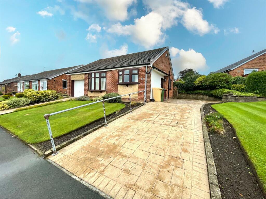 Additional property image - Beehive Green, Westhoughton, BL5 3HS