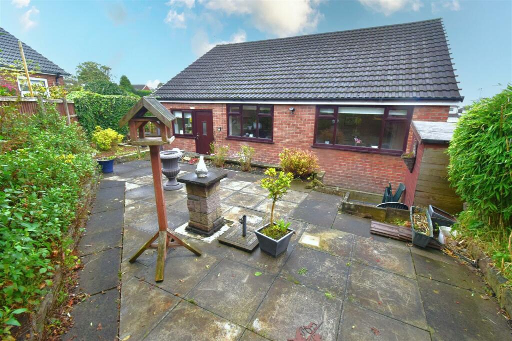 Additional property image - Beehive Green, Westhoughton, BL5 3HS