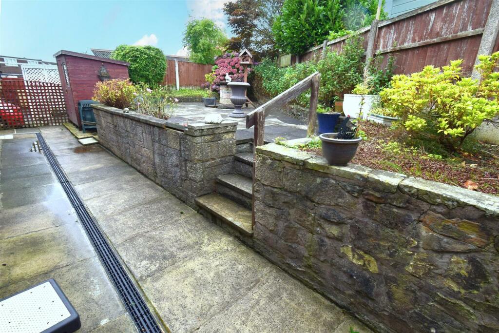 Additional property image - Beehive Green, Westhoughton, BL5 3HS