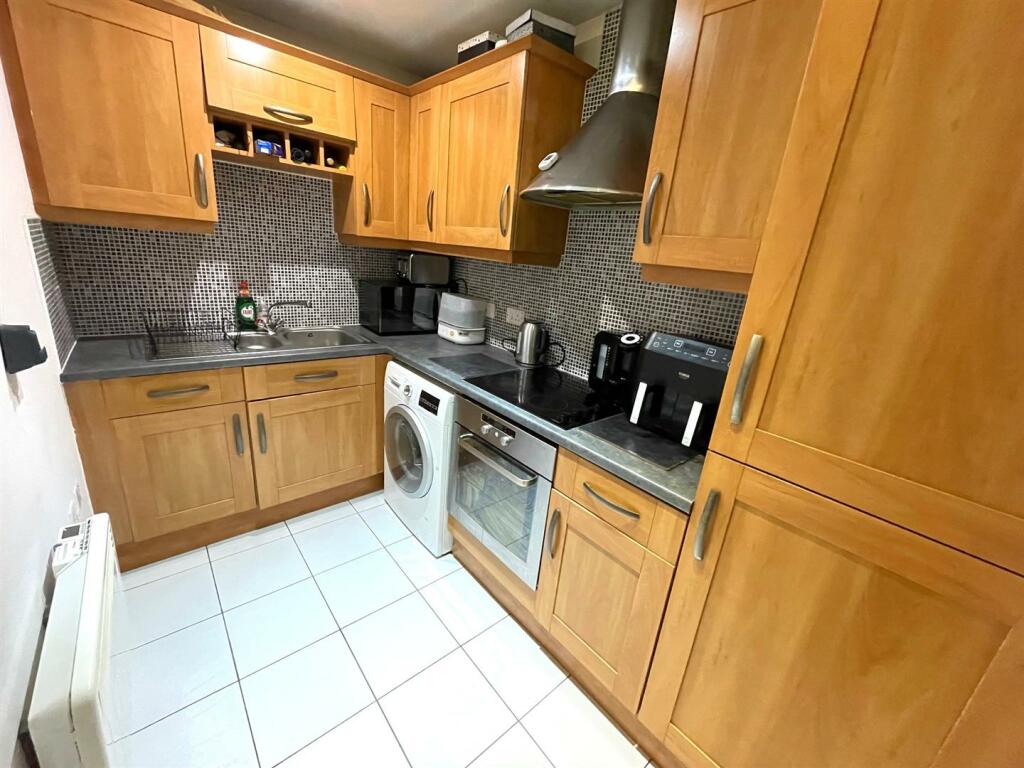Additional property image - Browsholme Court, Westhoughton, Bolton