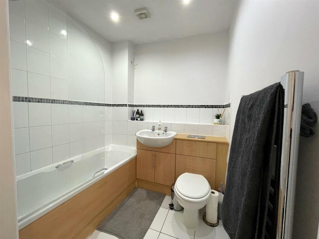 Additional property image - Browsholme Court, Westhoughton, Bolton