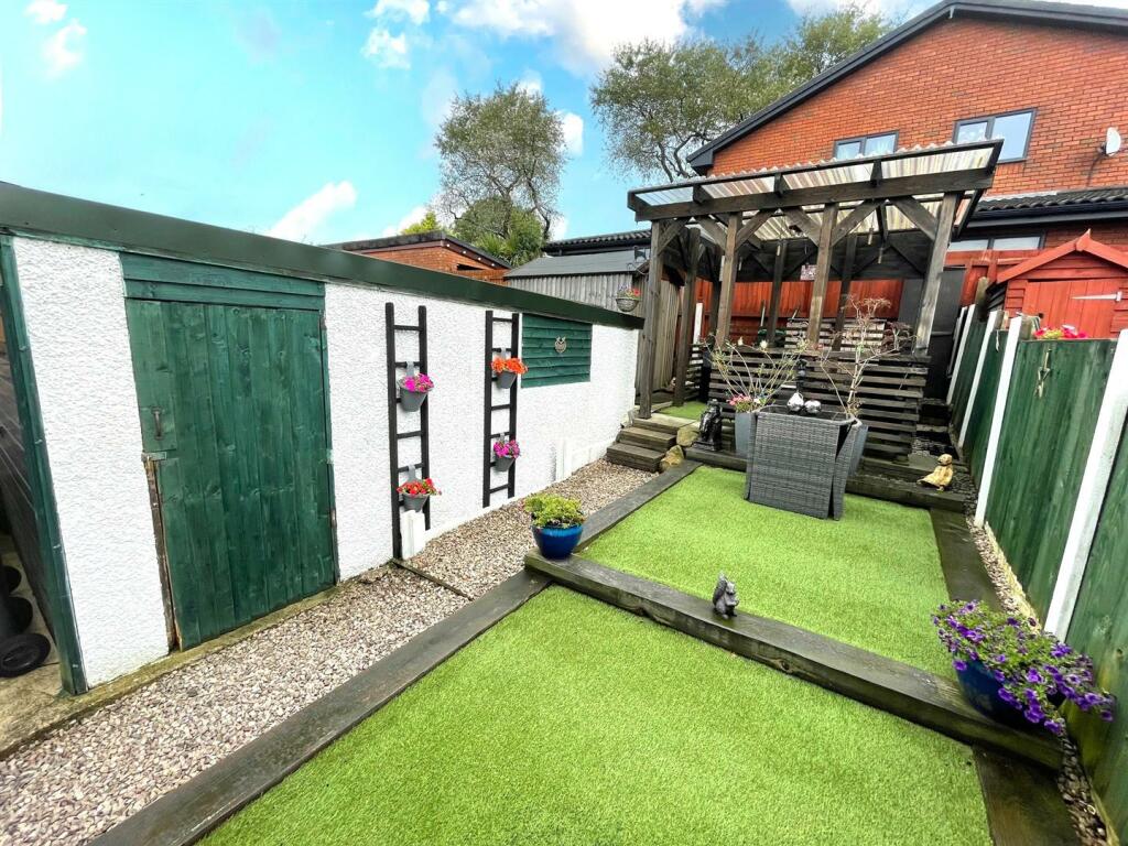 Additional property image - Wharfedale, Westhoughton, Bolton