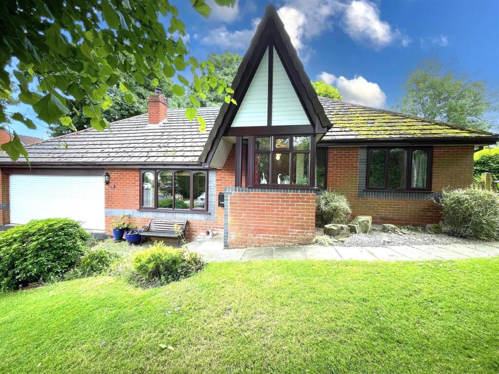 Main image of property: Green Meadows, Westhoughton