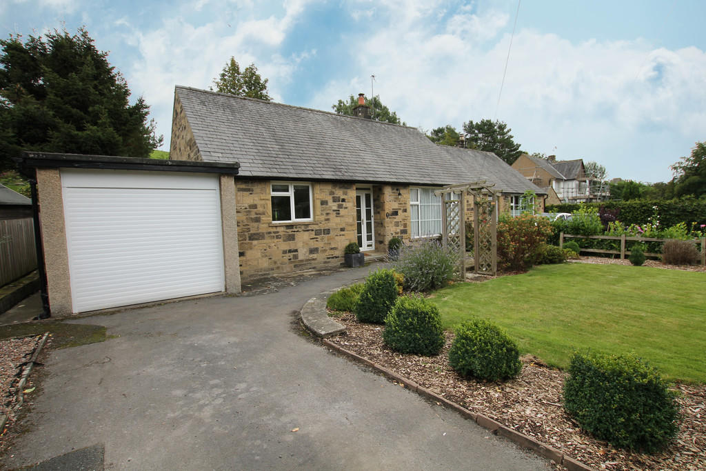 2 bedroom semidetached bungalow for sale in Grassington Road, Skipton